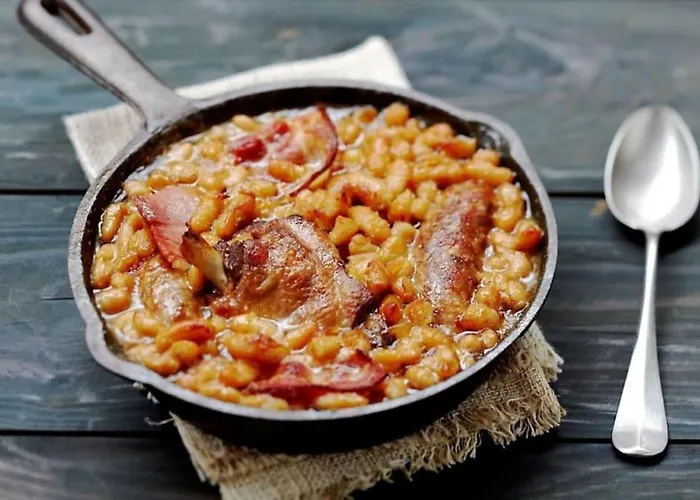 *t2*vue Garonne*piscine*garage* Апартаменты *